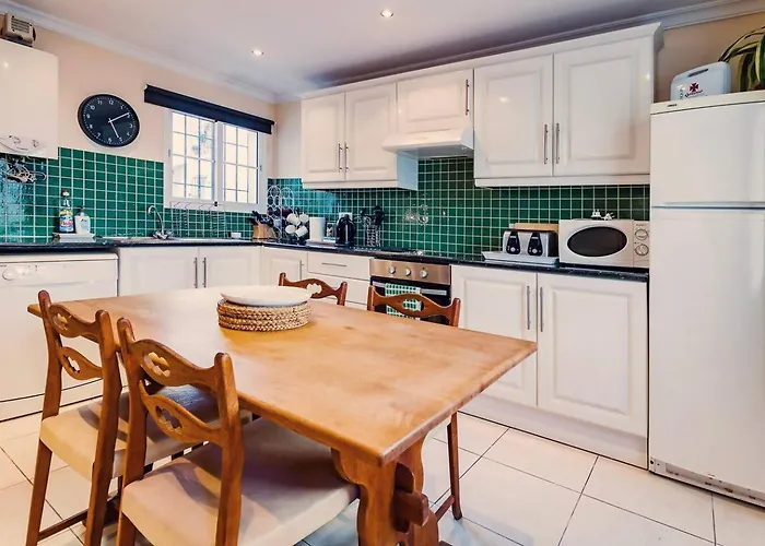 Cyv Vacation In Idyllic 3 Bedroom